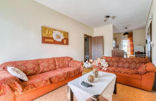 Ano Patisia Apartamento | Escape with Style in this Chic 2BR Apartment!