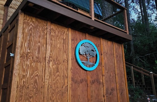 Mason County Cabina | Escape Outdoor Infrared Sauna Sunroom Game room Lakefront cabin Fireplace