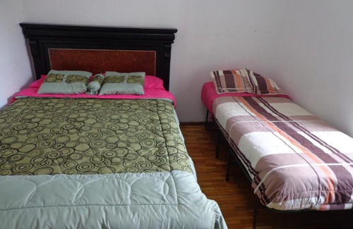 Centro histórico de Quito Casa | ESCOCIE- PLAZA GRANDe