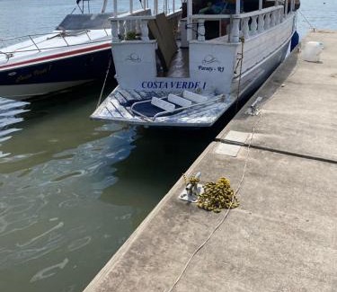 Paraty Alquiler De Eote | Escuna Costa Verde I para passeios durante o dia