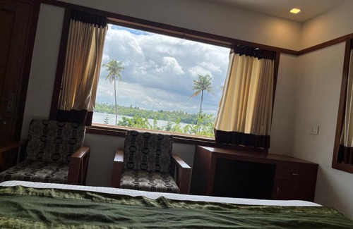 Kuzhuppilly Cama Y Desayuno | Cherai - Beach View Resort
