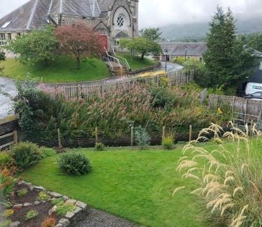 Pitlochry Casa | Esk Cottage