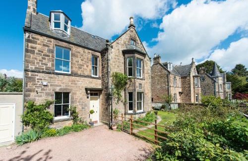 Eskbank Casa | Eskbank Villa near Edinburgh
