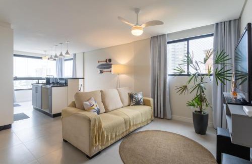 Itacolomi Apartamento | Espaço amplo e confortável 3 Quartos, Churrasqueira, Cozinha completa, 180m da Praia, Wi-Fi, duas vagas de garagem