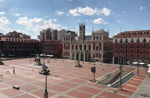 Centro de Valladolid Apartamento | Espacios Blanco Plaza Mayor - Con vistas.