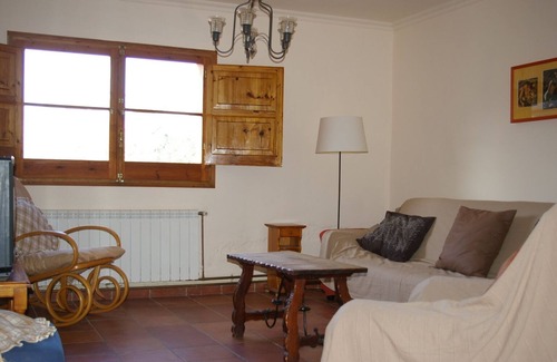 Riudarenes Casa | Espai Rural La Fàbrega, piscina, wifi gratis, barbacoa, ideal familias.