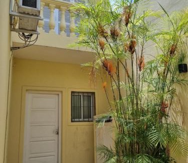 Presidencia Roque Sáenz Peña Casa | ESPECTACULAR CASONA BOUTIQUE con pileta y gym! hasta 4 huéspedes