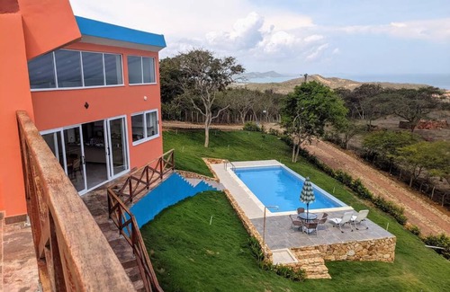 Tubara Casa | ¡Espectacular casa en Urbanización El Santuario!