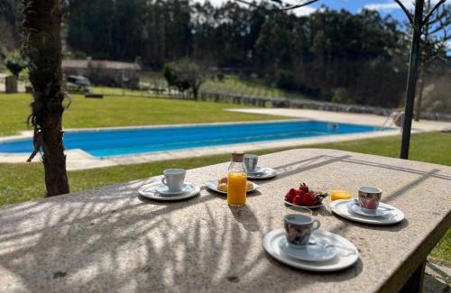 A Caniza Casa | Espectacular casa gallega con piscina