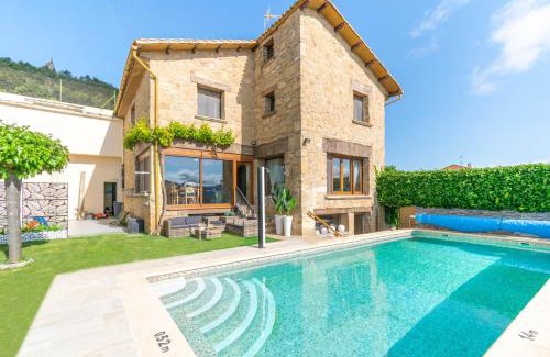 Anorbe Chalet De Esquí | Espectacular casa rural con piscina y barbacoa