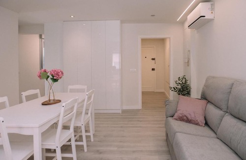 Santiago de Vigo Apartamento | Espectacular moderno en el centro by CABANA Rentals