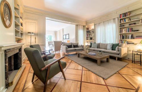 Moncloa - Arguelles Apartamento | Espectacular piso de lujo 360m2 en Madrid, excelente ubicación, muy cerca del Palacio Real