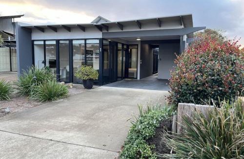 Esperance Casa | Esperance Waterfront Apartment