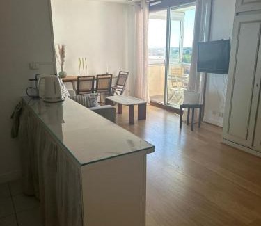 Arcachon Apartamento | Esperanza Basin and Port View