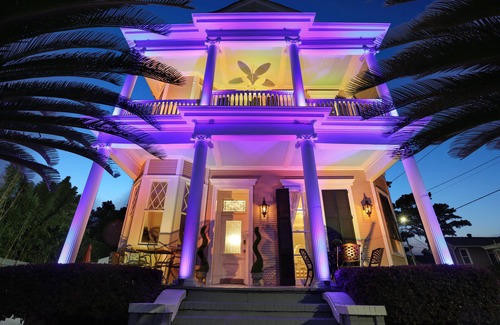 Esplanade Ridge Apartamento | Esplanade Elegance Estate w/Master Suite/Shower Spa 40% Monthly Rate