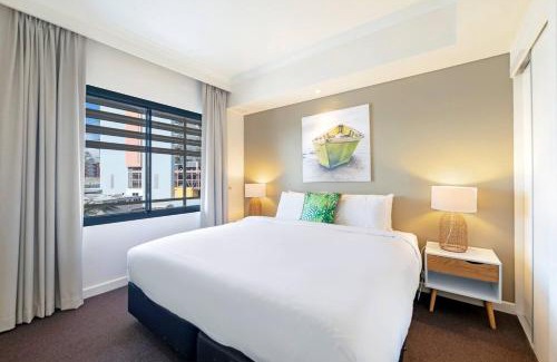 Darwin City Centre Apartamento | Esplanade Escapade - Modern Living & Resort Ease