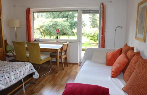 Suedviertel Apartamento | Essen City quiet flat with terrace and garden