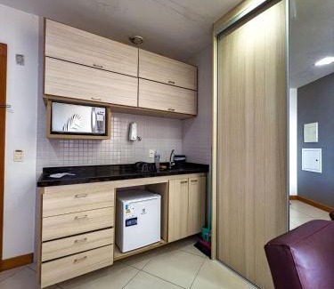 Caminho das Arvores Apartamento | Estúdio Equipado Com Varanda Caminho Das Árvores