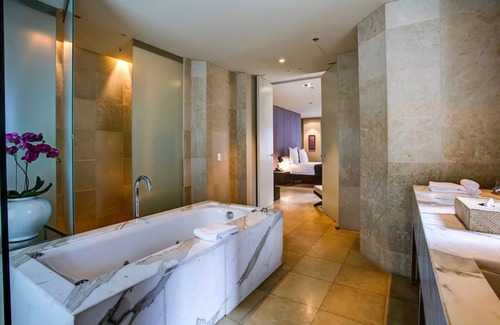 Sydney Central Business District Hotel | Establishment Hotel