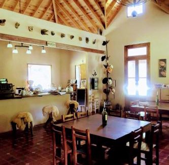 Partido de Roque Pérez Casa | Estancia La Dulce - Casa principal Casco