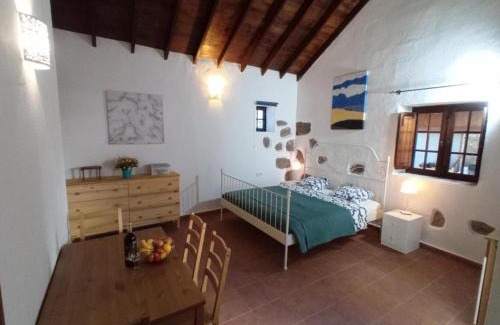 San Juan del Reparo Casa | Estancia para 2 Personas con Piscina en Garachico