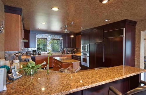 Seneca Casa | "Estate on the Lake" 7 Bedrooms/7 Bathrooms, 8400+ sq ft!