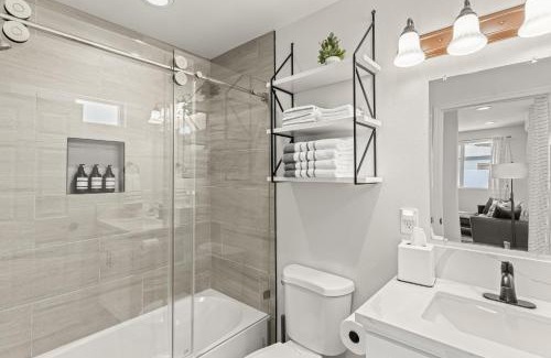 Thousand Oaks Apartamento | Estepa Unit #2 By Pmi