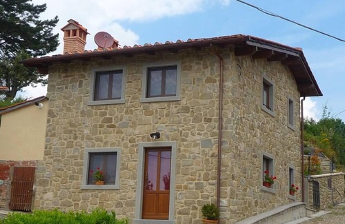 Pratovecchio Casa | TOSCANA TÍPICA CASA DE VIVIENDA CON PISCINA