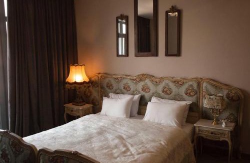 Odessa City Center Hotel | Esther House Hotel Museum