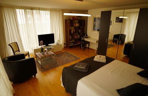 Horgen District Casa | Esther's Homestay - Big Room 26m2 chez l'habitant