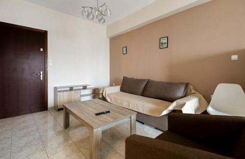 Larissa Apartamento | Estia Central Apt. With Parking