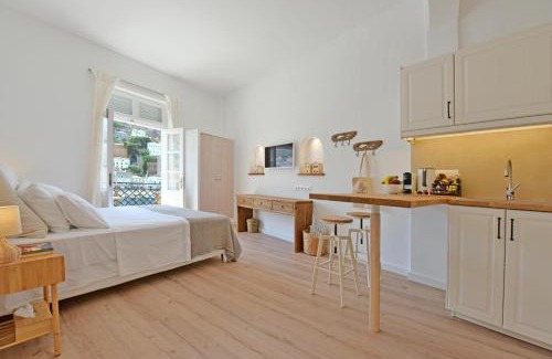 Hydra Casa | Estia Hydra