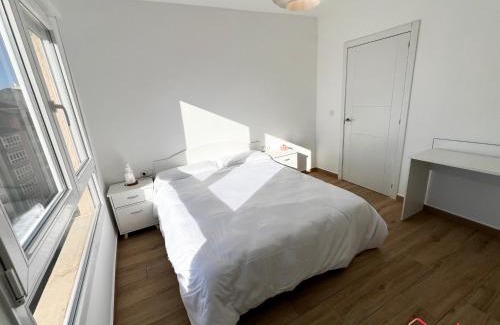 Castello de la Plana Apartamento | Estilo y Elegancia en el Centro