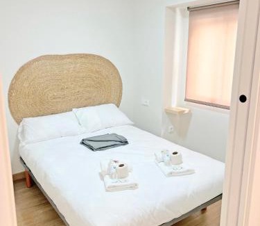 San Anton Apartamento | Estiloso-Nuevo, Plaza Toros, AC