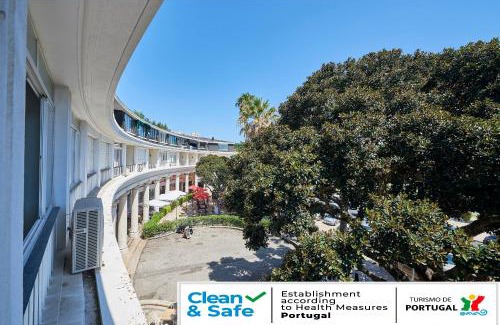 Estoril Apartamento | Estoril BeachFront Balcony apartment