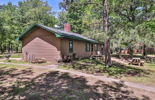 St Germain Cabaña | A large 3 bedroom vacation home directly on the lake shore.