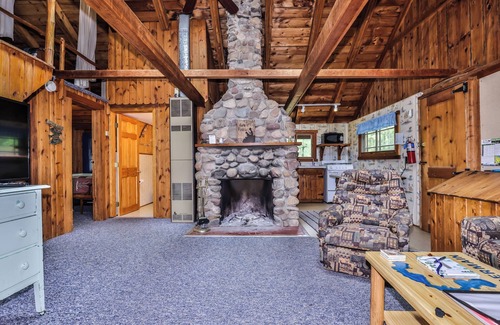 St Germain Cabaña | This cute 2 bedroom vacation home emphasizes the fact that you are up north.