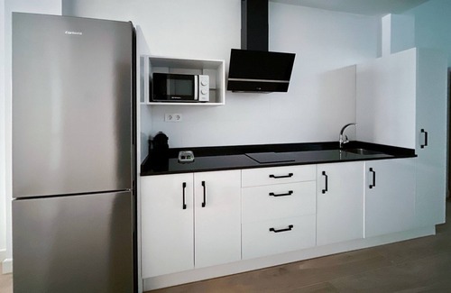 Perchel Sur Apartamento | Estudio con cama doble - Picú Home