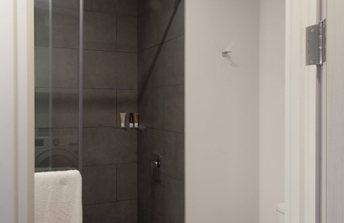 San Antonio de Belén Casa | Estudio DLX Cerca del Aeropuerto