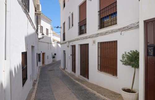 Zuheros Apartamento | Estudio El Castillo