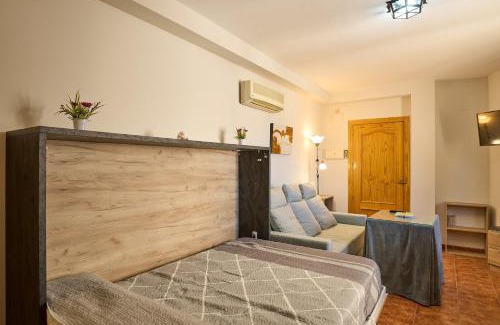Zuheros Apartamento | Estudio El Castillo