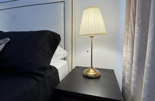 Gibraltar Apartamento | ET - Stylish Apartment In Centre With Pool