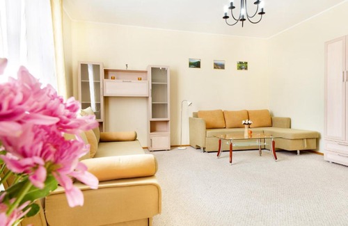Yekaterinburg Apartamento | EtazhiDaily at Malysheva