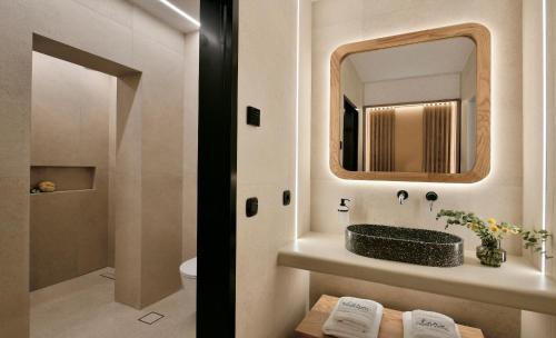 Karpenisi Cama Y Desayuno | Etere Luxury Suites