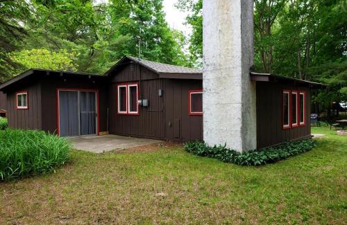 Lake Ann Casa | Ethel's Cottage
