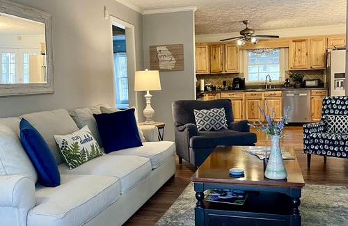 Rome Casa | Etowah River, Berry College Retreat-3 miles from Broad St.