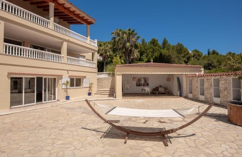 Can Besso Villa | ETV-2281-E Finca de lujo con spa e increíbles vistas de la ciudad de Ibiza y el océano Mediterráneo