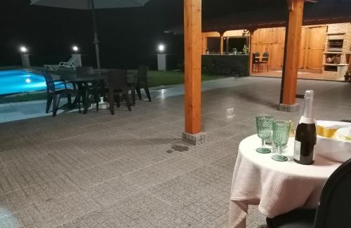 Gondomar Casa | Eucalyptus Pink House