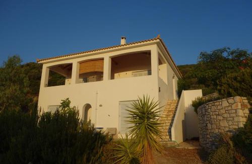 Pylos-Nestoras Casa | Eudaimonia