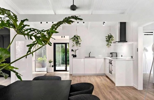 Broke Casa | Eune House Close to Weddings and Wineries